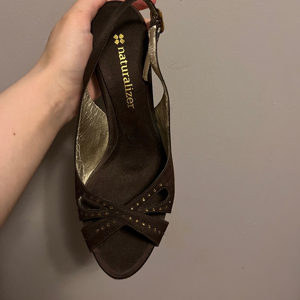 Brown Kitten Heels with Adjustable Slingback - Picture 5 of 5